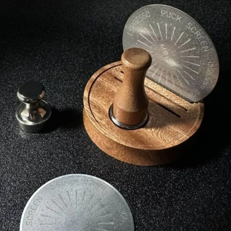 Schermo per Puck Espresso con  - Coffee Equipment Set recensione e prezzo